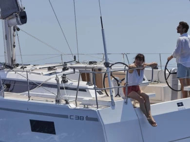 Bavaria Bavaria C38 mieten France