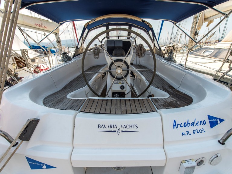 Location Voilier à Sámi - Bavaria Bavaria 36 Cruiser