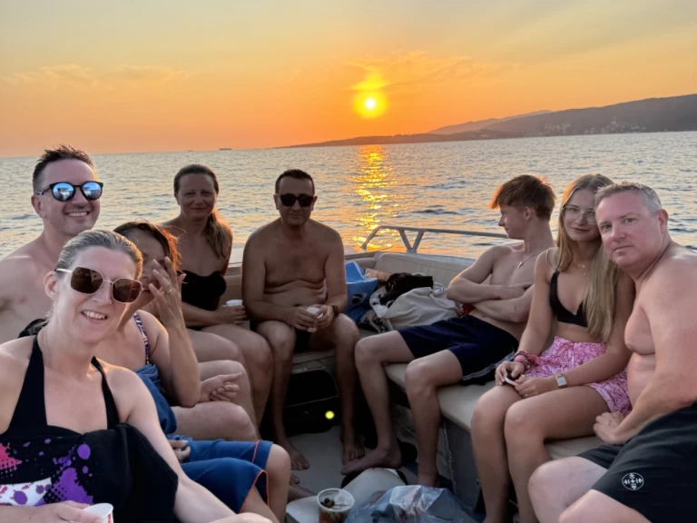 Francqueville F860 a louer à Propriano