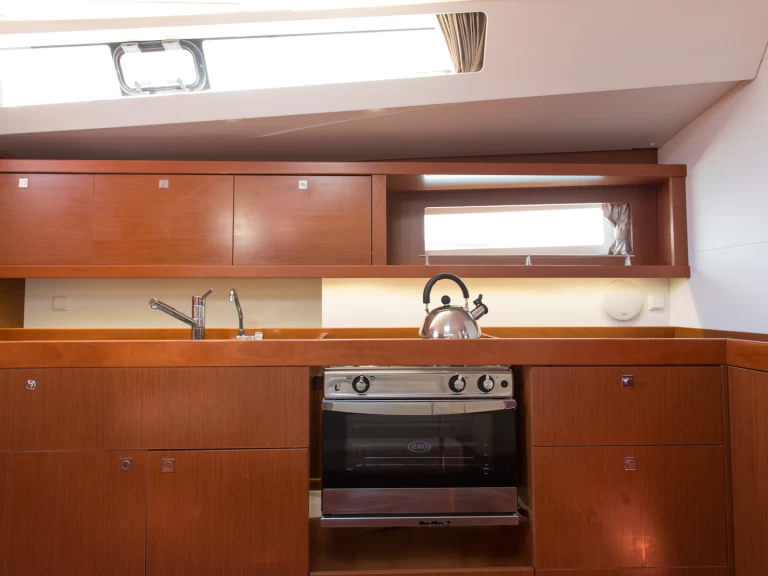 Bénéteau Oceanis 45 a louer à Lefkáda