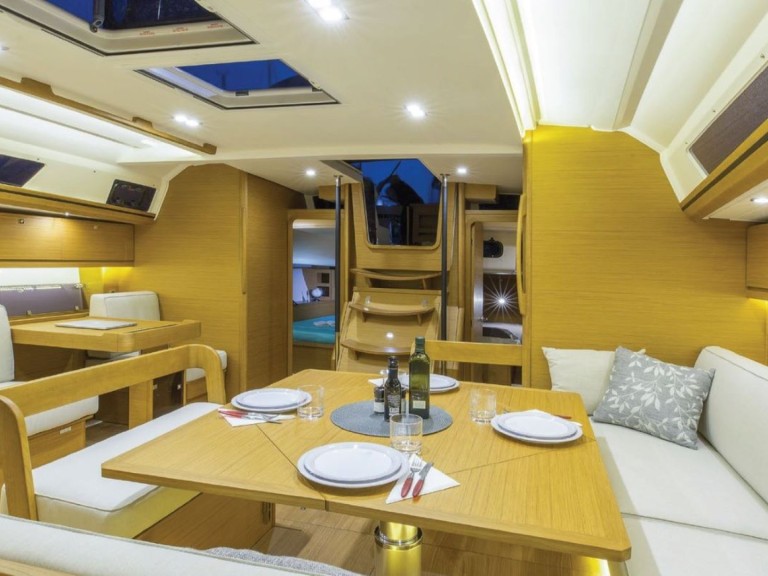 Louez un Dufour Dufour 520 Grand Large à Saint Thomas