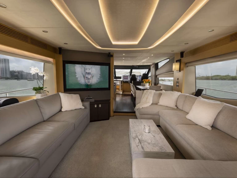 Location bateau Sunseeker Helios à Bahamas sur Samboat