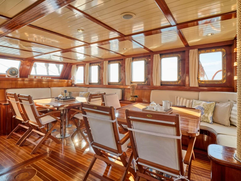 Louer Yacht avec ou sans skipper Ege Yat à Termoli
