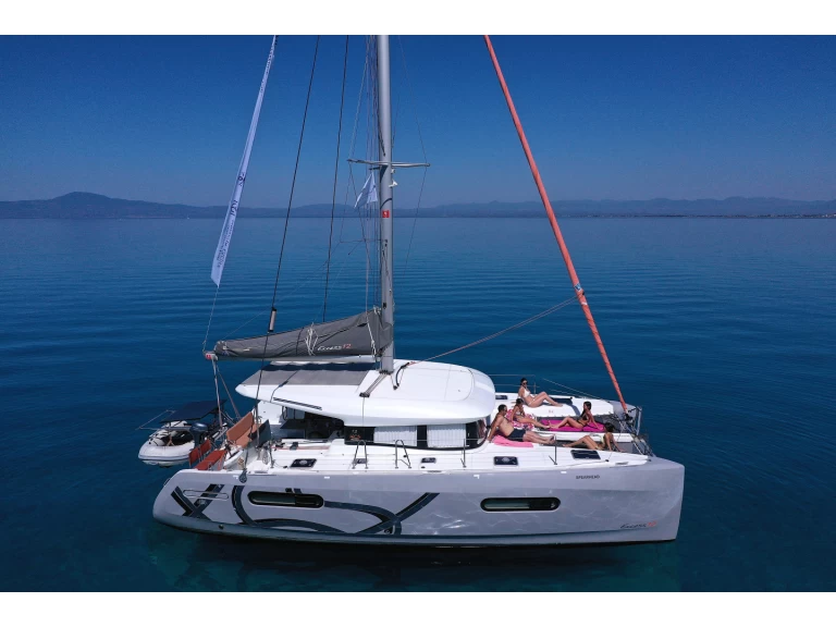 Louer Catamaran avec ou sans skipper Excess à Kalamata (Dèmes)