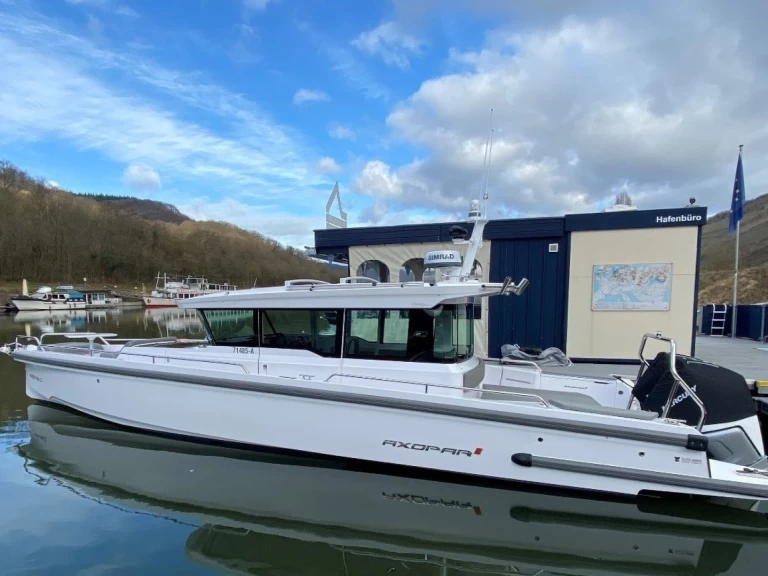 Location bateau Axopar Axopar 37 XC Cross Cabin à Pýlos sur Samboat