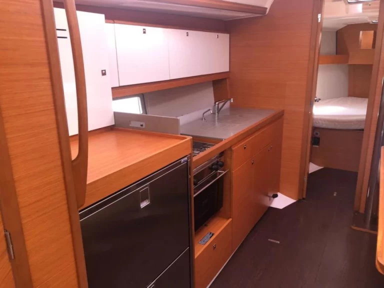 Location bateau Cagliari pas cher Dufour 390
