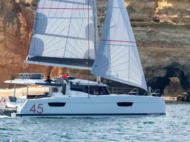 Yacht charter Cagliari cheap Elba 45