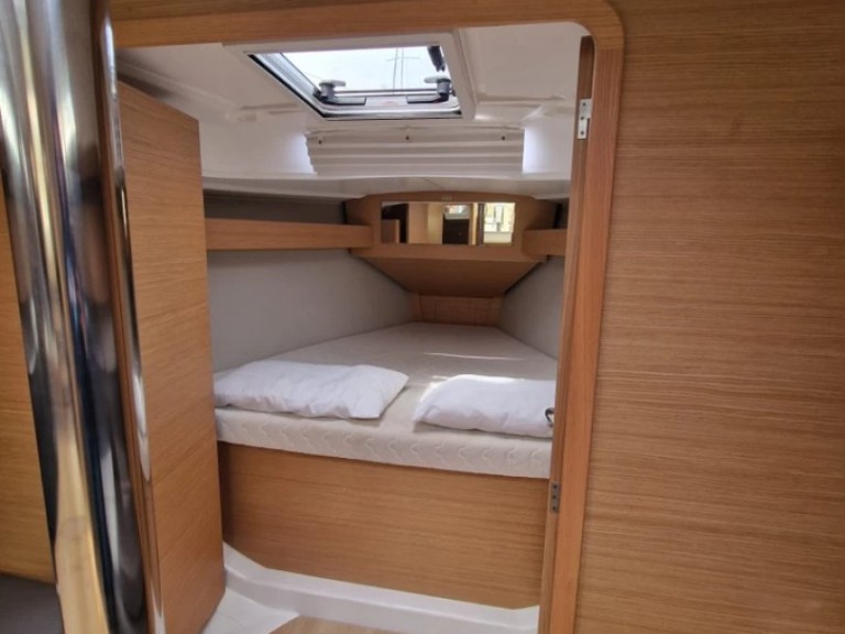 Location bateau Dufour Dufour 360 Grand Large à Cagliari sur Samboat