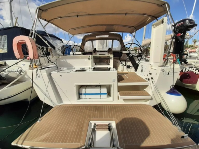 Location bateau Dufour Dufour 430 Grand Large à Palerme sur Samboat