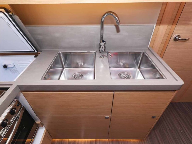 Location bateau Dufour Dufour 470 à Cagliari sur Samboat