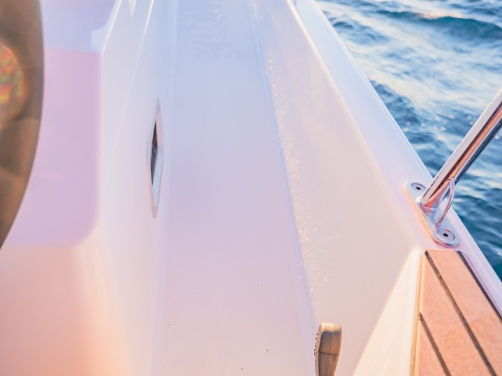 Location bateau Jeanneau Sun Odyssey 410 à Lávrio sur Samboat