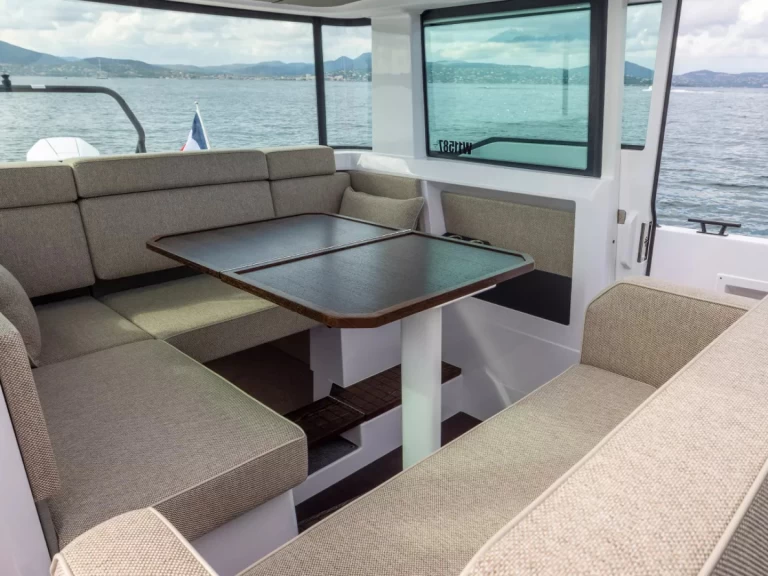 Location Bateau à moteur Axopar avec permis