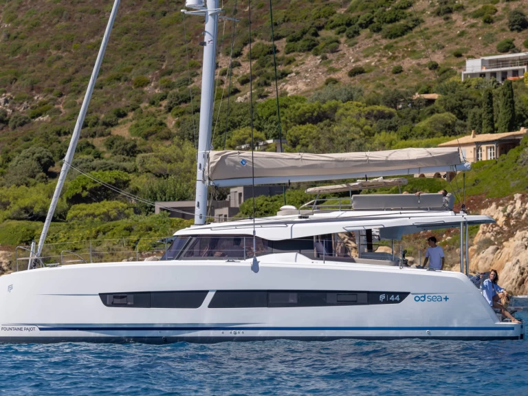 Louer Catamaran avec ou sans skipper Fountaine Pajot à Marina de Portimão