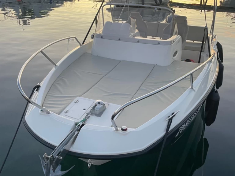 Location bateau Rab pas cher Activ 605 Sundeck
