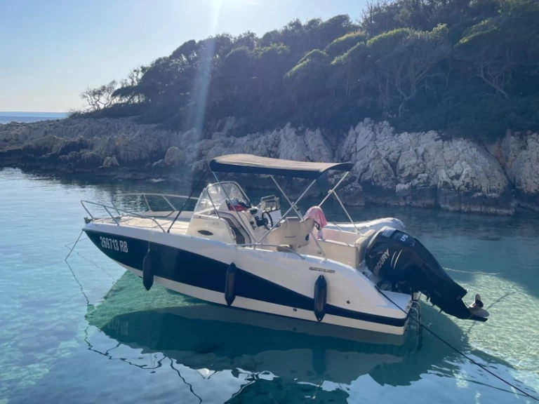 Louer Bateau à moteur avec ou sans skipper Quicksilver à Rab