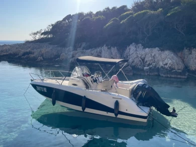 Wynajmij Motorówka z lub bez skippera Quicksilver w Rab