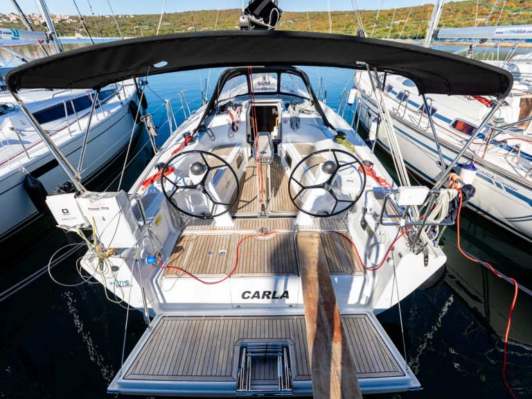 Louez un Dehler Dehler 38 SQ à Punat