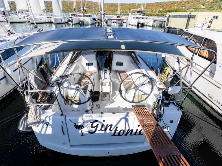Location bateau Punat pas cher Sun Odyssey 349