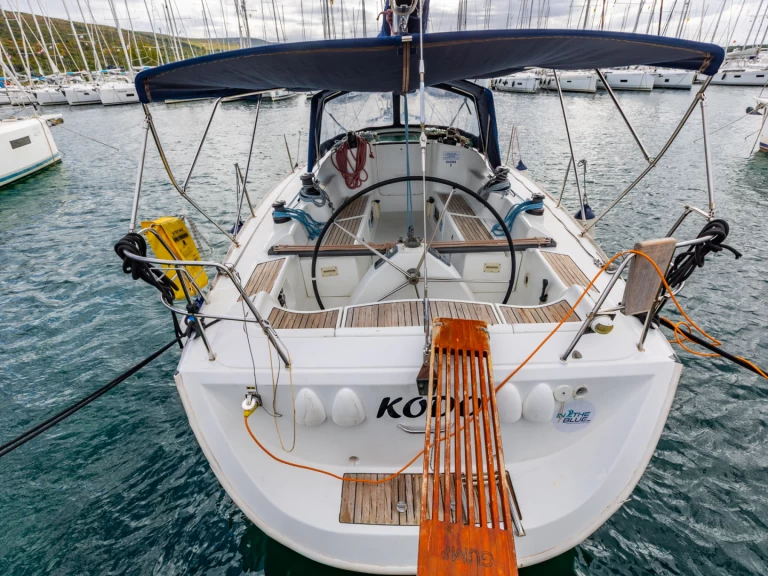 Location bateau Bénéteau First 40.7 à Punat sur Samboat
