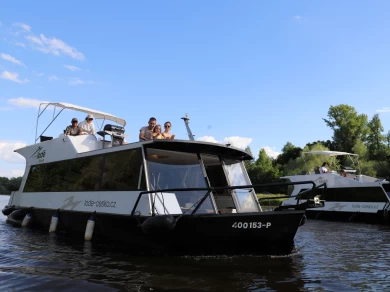 Location à Mělník - Traweller YB35 sur SamBoat