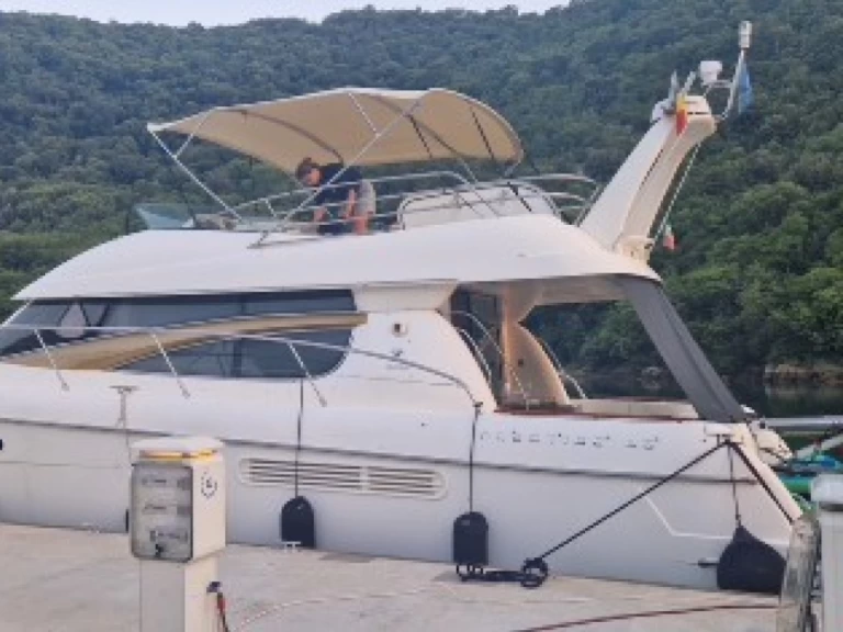 Location Bateau à moteur Jeanneau avec permis