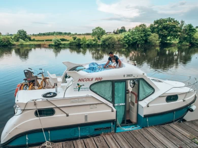 Location Péniche à Grez-Neuville - Nicols Yacht Confort Family 4-7 p.