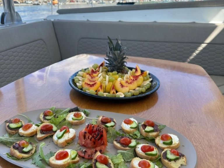 Louer Catamaran avec ou sans skipper Lagoon à Ornós