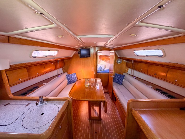 Louer Voilier avec ou sans skipper Bavaria à Vlychó