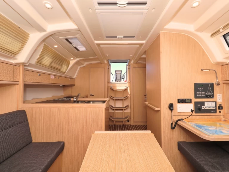 Location Voilier à Pirovac - Bavaria Cruiser 37