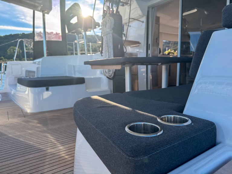 Location bateau Seget Donji pas cher Lagoon 43