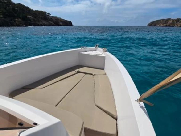 Location Bateau à moteur Boats mak avec permis