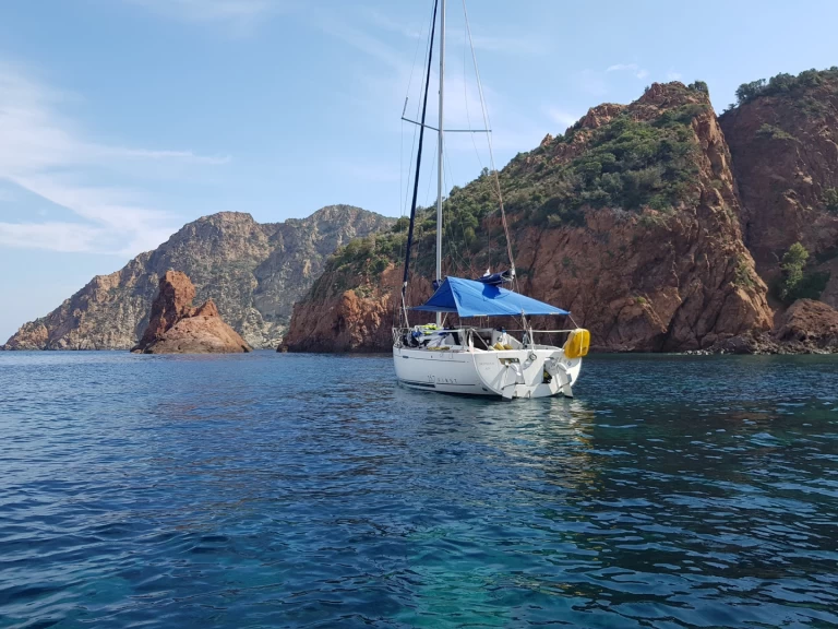 Bénéteau First 25.7 a louer à Bandol