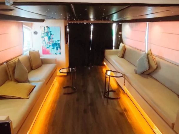 Louez un Gulf Craft - Majesty Yachts 45 à Dubai Marina