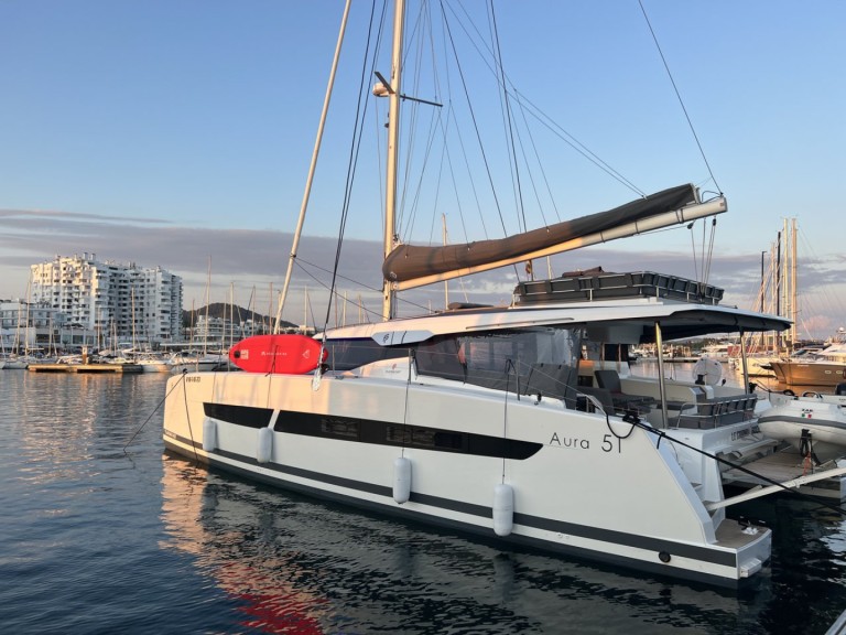 Fountaine Pajot Aura 51 a louer à Le Marin