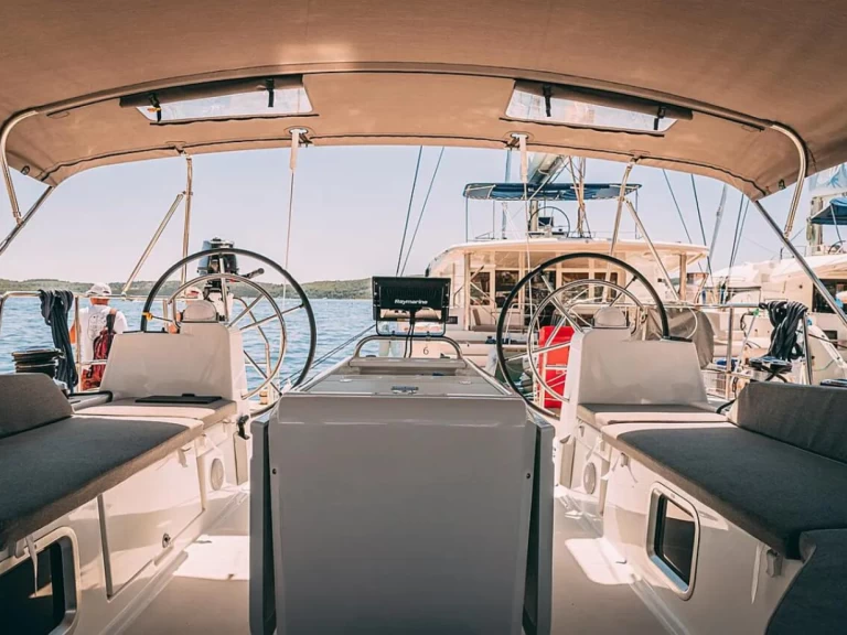 Jeanneau Jeanneau 54 a louer à Le Marin