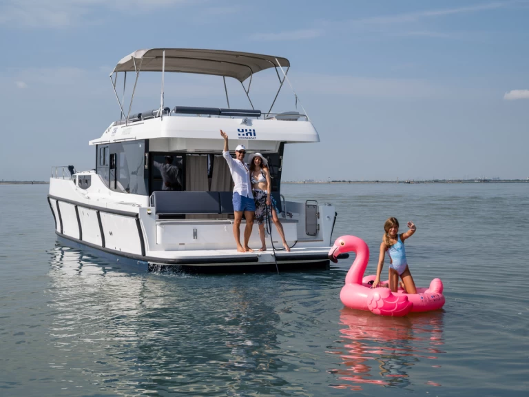 Louer Péniche avec ou sans skipper Delphia à Casale sul Sile