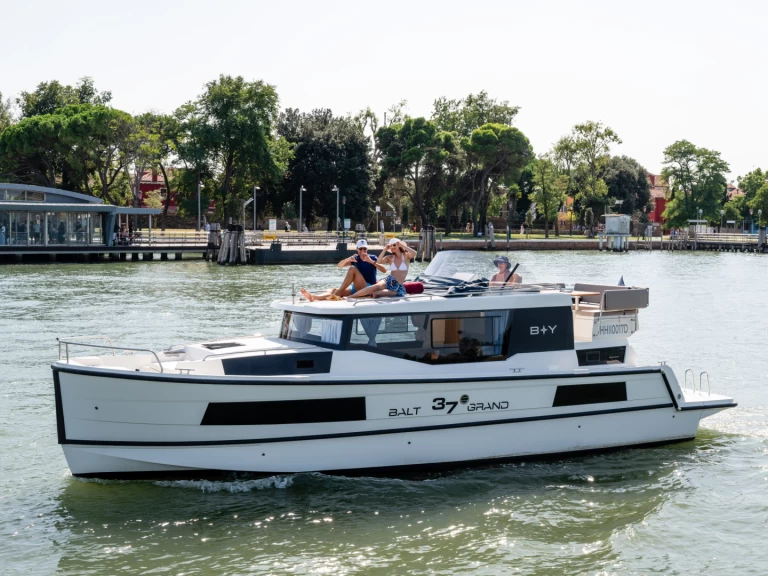 Péniche à louer à Casale sul Sile au meilleur prix