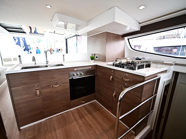 Catamaran à louer à Furnari au meilleur prix