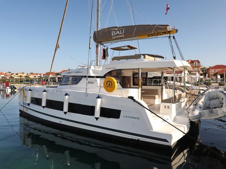 Louer Catamaran avec ou sans skipper Bali à Trogir