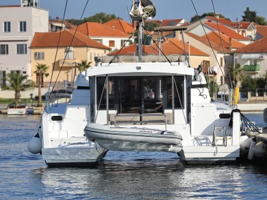 Rent a Bali Bali Catspace Voile Trogir