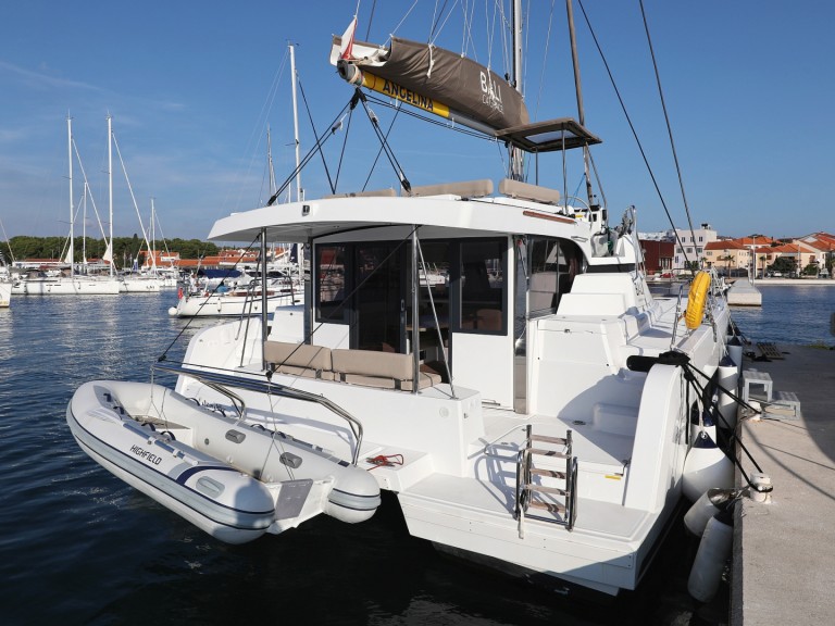 Location bateau Trogir pas cher Bali Catspace Voile
