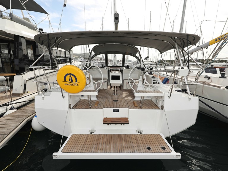 Location Voilier à Sibenik - Bavaria Bavaria C42