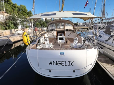 Sailboat to hire Biograd na Moru at the best price