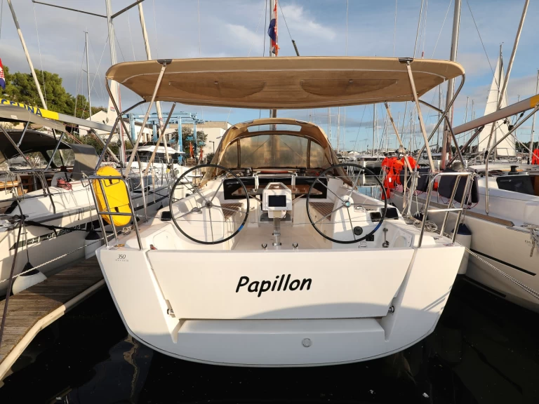 Location bateau Primošten pas cher Dufour 350 Grand Large
