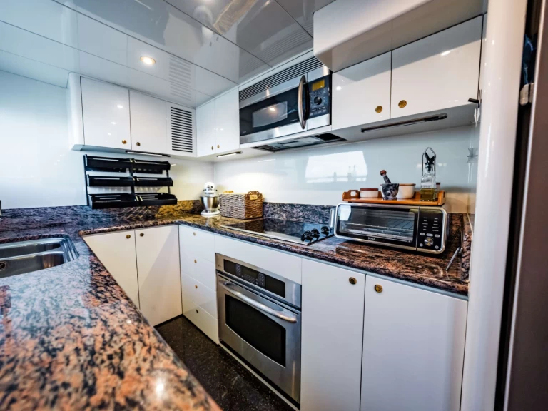 Location Yacht Johnson avec permis