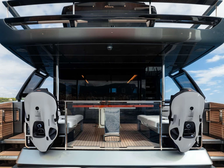 Location Yacht à Monaco - Riva L'AS BLEU