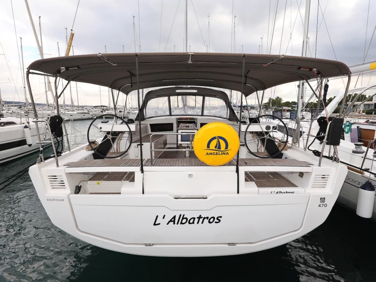 Location bateau Trogir pas cher Dufour 470