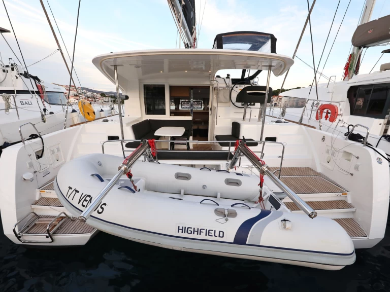 Location bateau Lagoon Lagoon 40 à Biograd na Moru sur Samboat