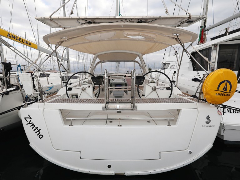 Louez un Bénéteau Oceanis 41 à Sveti Filip i Jakov