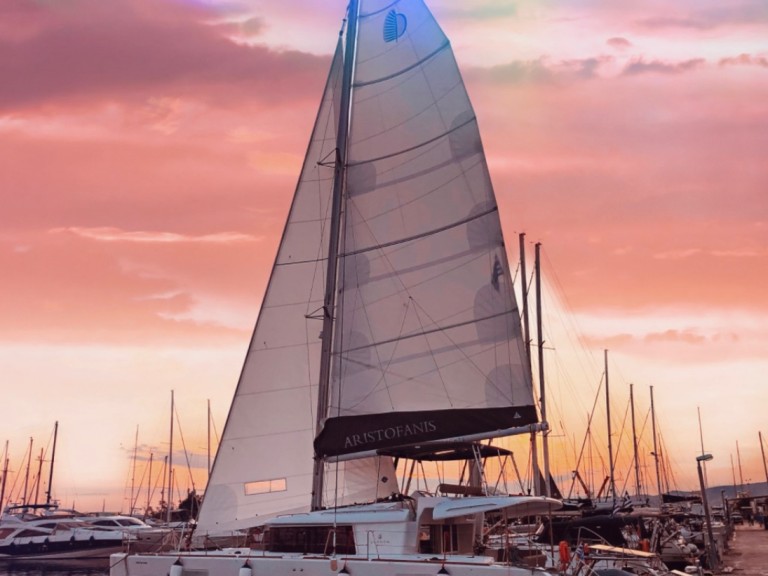 Catamaran à louer à Lefkáda au meilleur prix